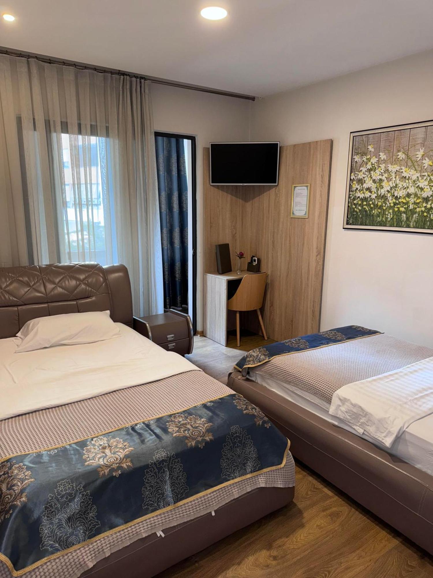 Park Tirana Hotel