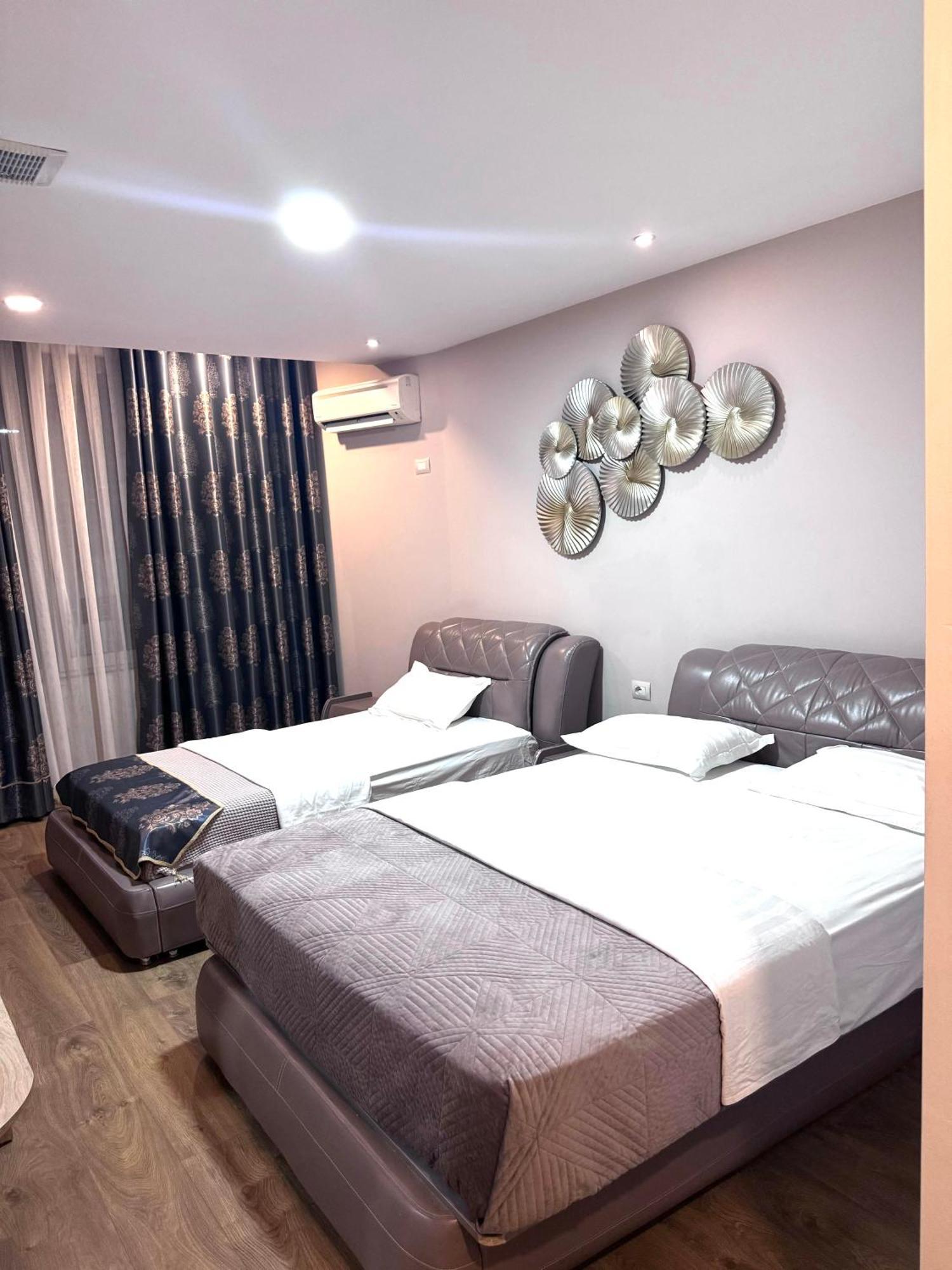 Park Tirana Hotel Yzberish