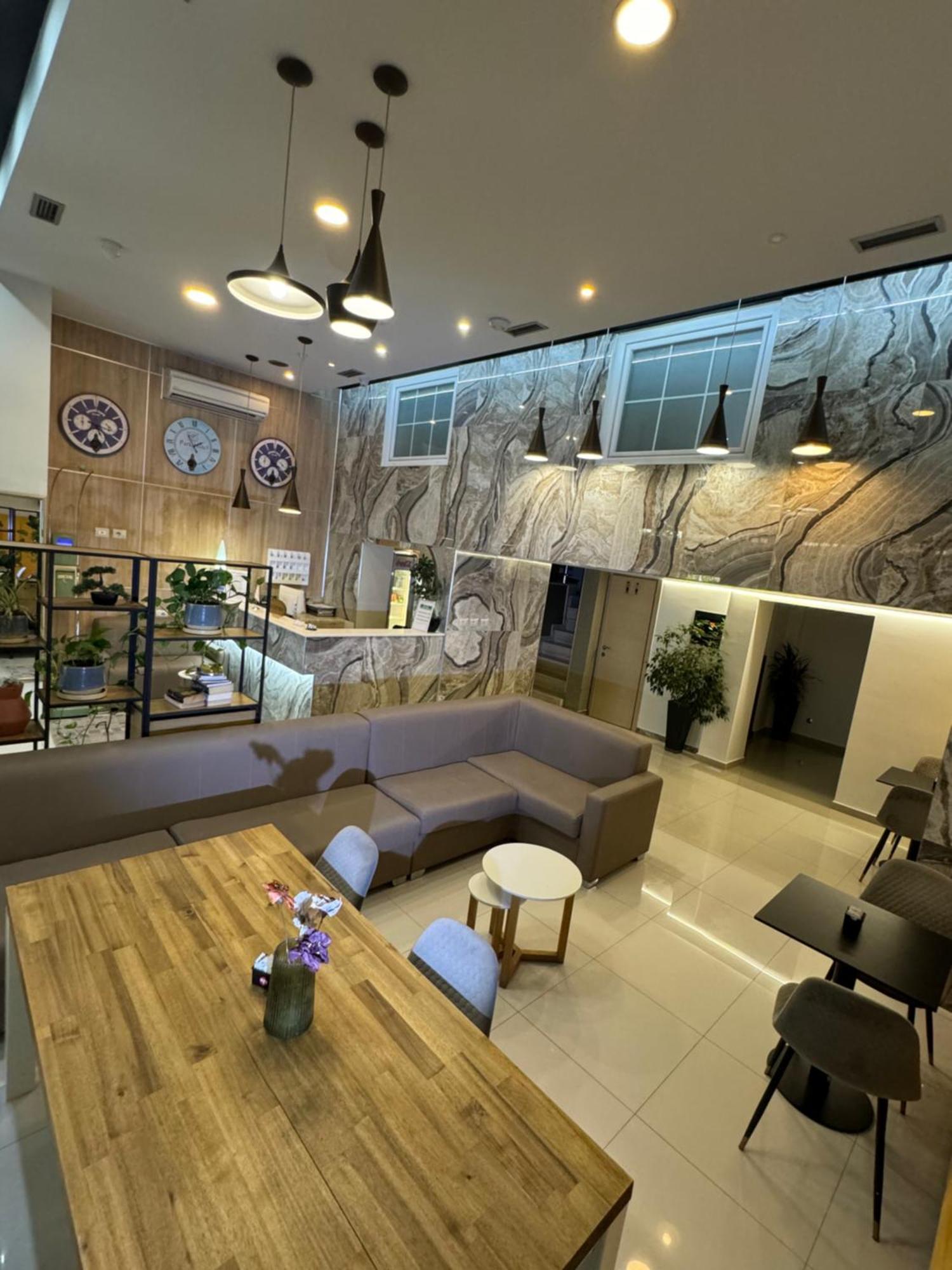 Hotel Park Tirana 3*